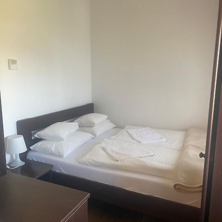 Kastelykert Fogado Hotel Szeged Buitenkant foto