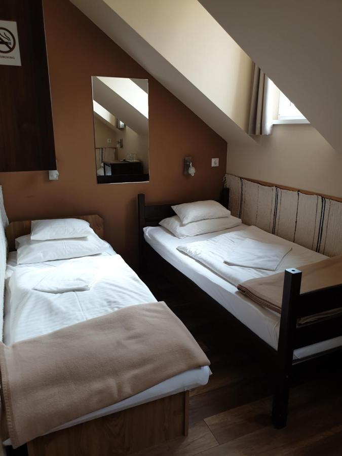 Kastelykert Fogado Hotel Szeged Buitenkant foto