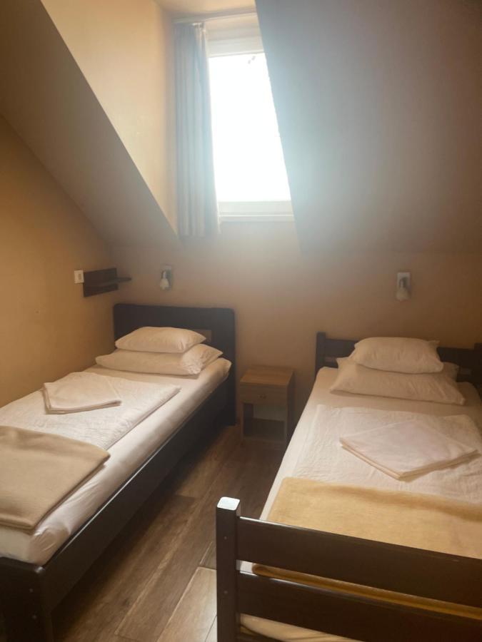 Kastelykert Fogado Hotel Szeged Buitenkant foto