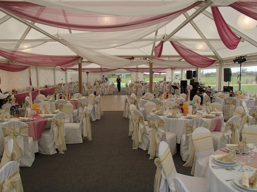 Kastelykert Fogado Hotel Szeged Buitenkant foto